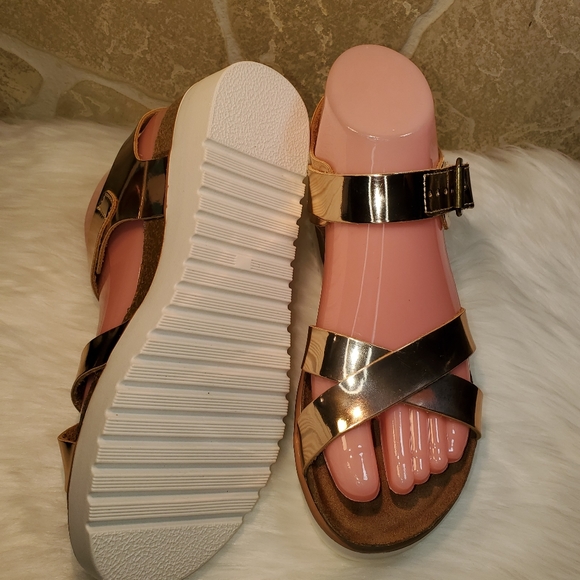 WOMENS SANDALS NOT RATED - Picture 13 of 13